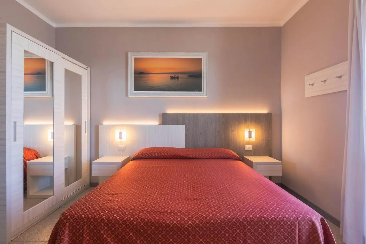 ***  Hotel Danio Lungomare Alassio İtalya
